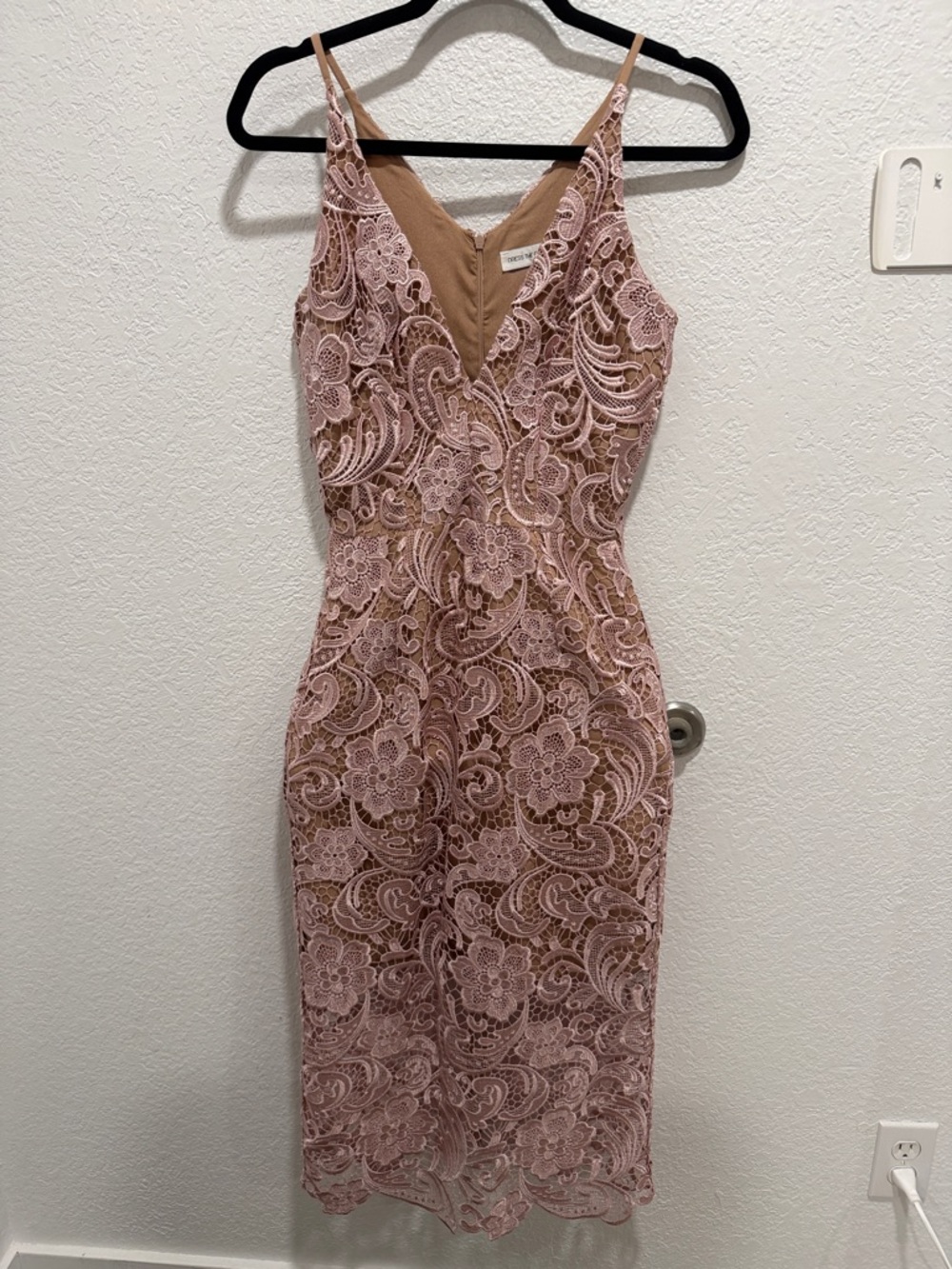 Dress the Population Pink Lace Midi Dress with V-Neck